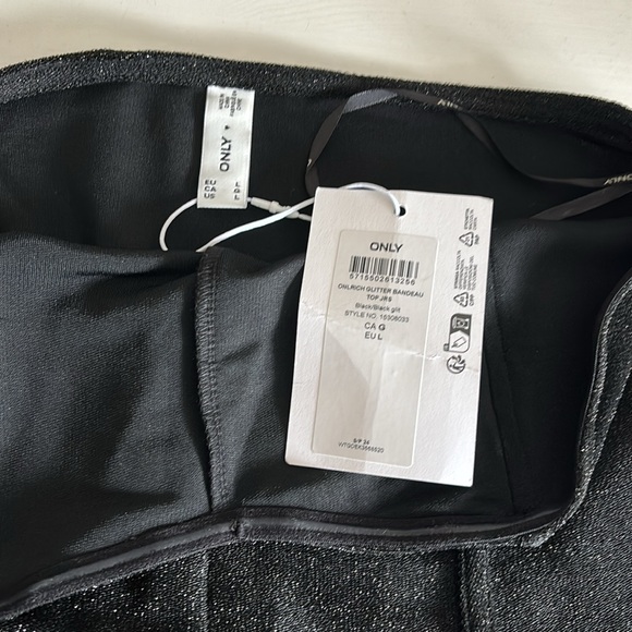 ONLY Glitter Tube Top 🖤 - Picture 2 of 3